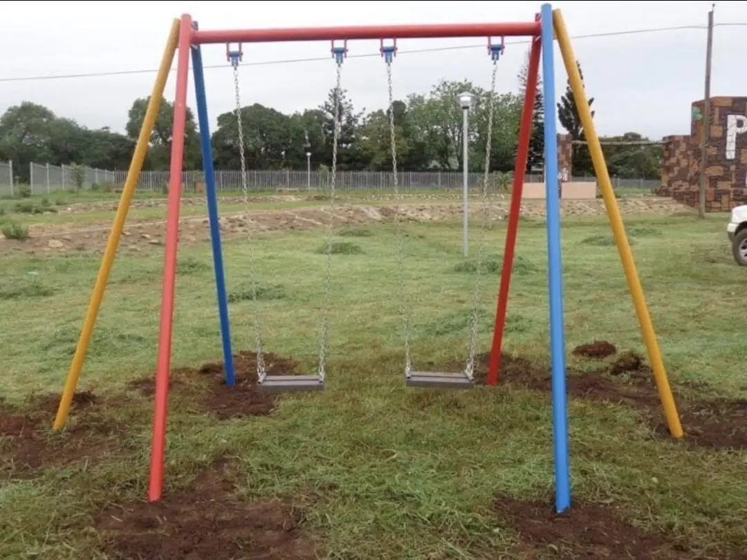 Double Steel Swing